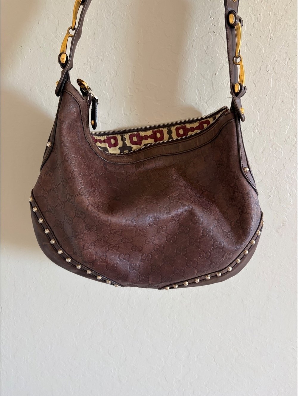 🔥 SALE TODAY 🔥 Gucci guccissima leather studded Pelham hobo - Picture 2 of 9